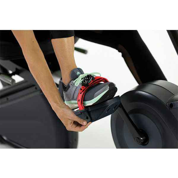 Gym Gear R98e Entertainment Recumbent Bike